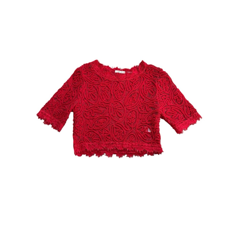 San Joy Cropped Red Lace Short Sleeved Top‎ Size Small